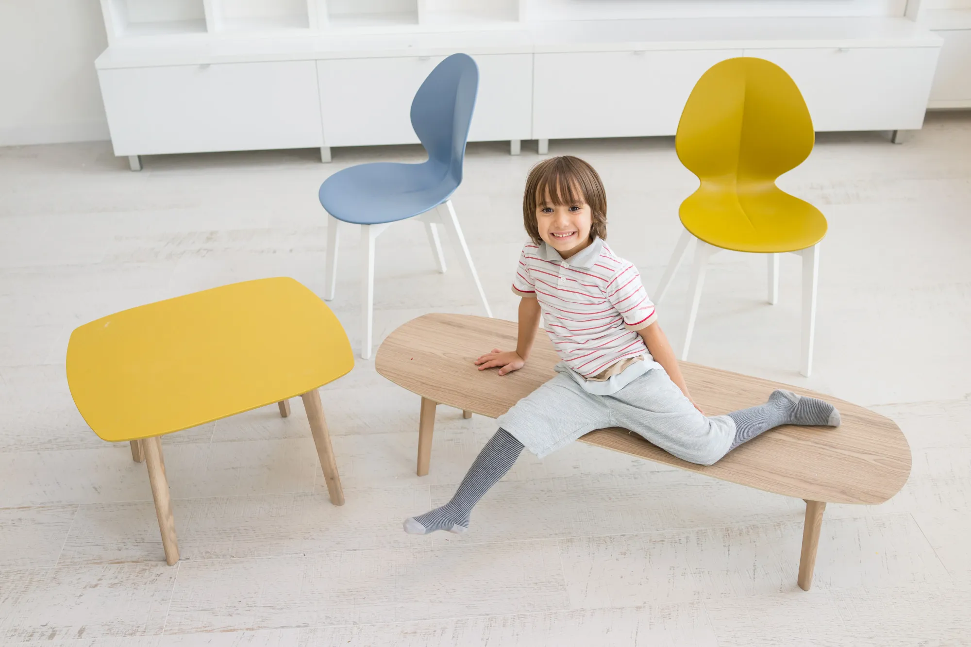 فضای کودکانه: میز و صندلی‌های پلاستیکی نشکن - خرید میز و صندلی پلاستیکی برای کودک