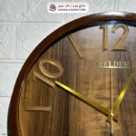 ساعت دیواری چوبی ولدر پس زمینه طرح چوب