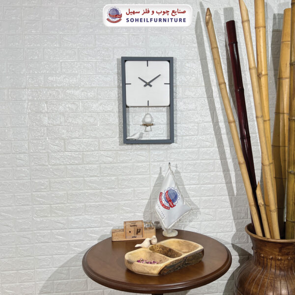 ساعت دیواری چوبی سفید مربع با قاب مستطیل طوسی آونگ دار بدون صدا